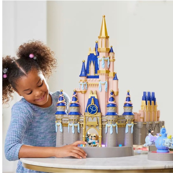 Disney Cinderella Castle Light-Up Play Set – Walt Disney World 50th Anniversary - Picture 2 of 11